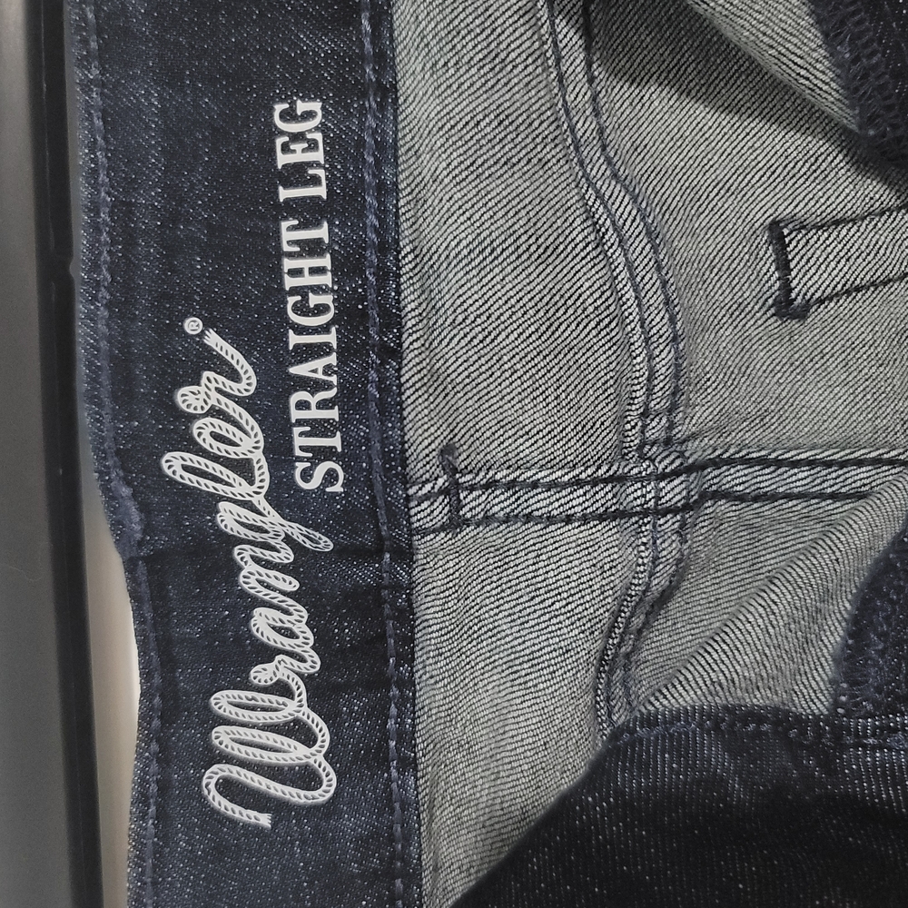 Wrangler Black Straight Leg Jeans Classic Style
